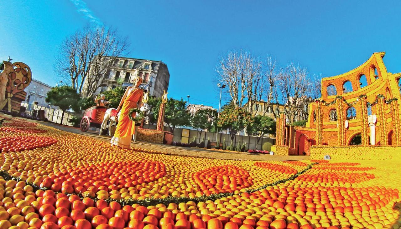 Menton, Centre Historique, Vue Mer ภายนอก รูปภาพ